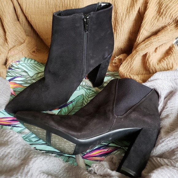 Nine West Suede Ankle Boots - Picture 2 of 4